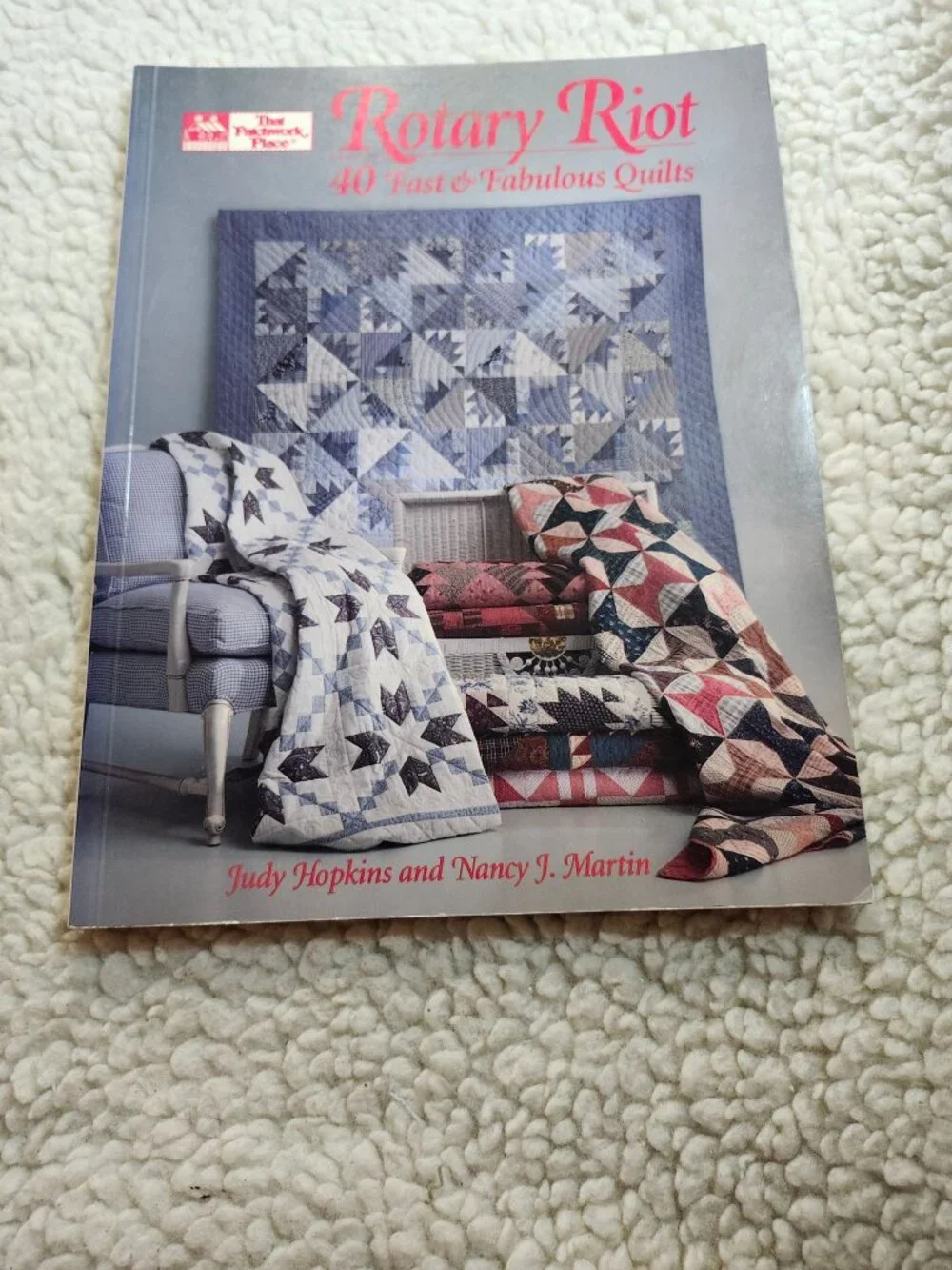 Rotary Riot 40 Fast & Fabulous Quilts Judy Hopkins Nancy J Martin Softcover - Picture 2 of 14